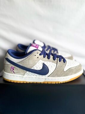 AUTHENTIC Nike SB Dunk Low Rayssa Leal size 8.5 FZ5251-001 2024 PRE-OWNED